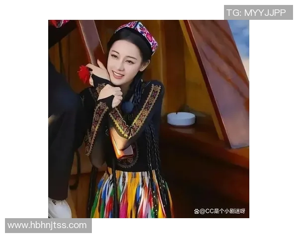 迪丽热巴与足球明星的跨界合作引发热议，探讨她在体育界的影响力与魅力