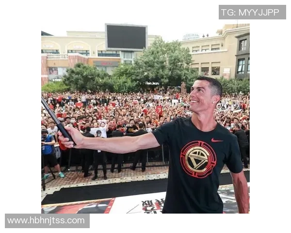 足球明星中谁的保镖数量最多揭秘背后的安全与荣耀故事 足球明星中谁的保镖数量最多揭秘背后的安全与荣耀故事